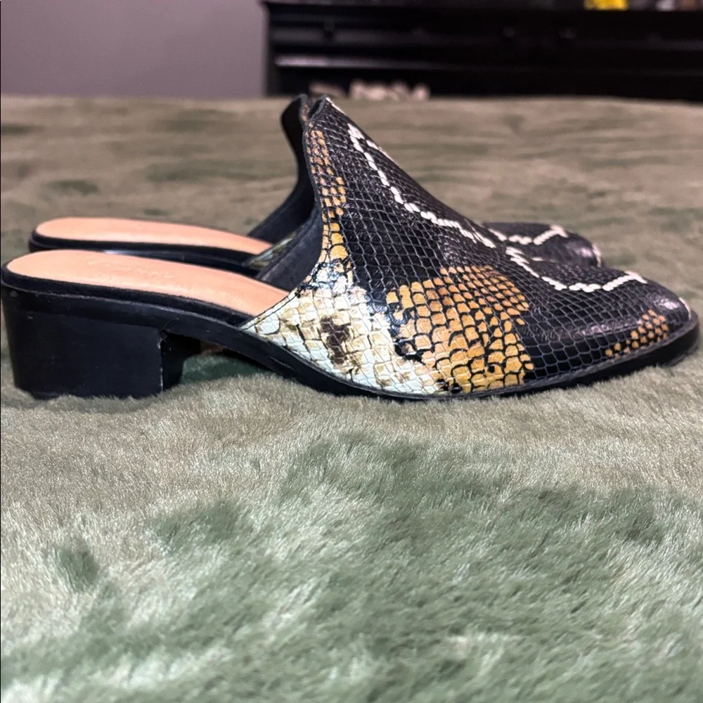 Crown Vintage Rydella python print mules - Picture 5 of 11